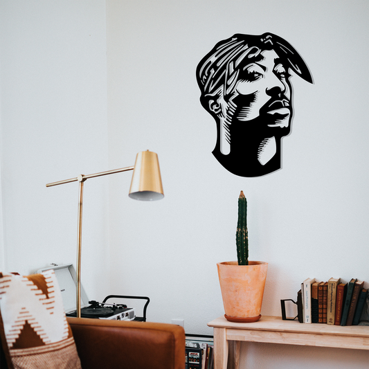 TUPAC, Μεταλλικό διακοσμητικό τοίχου