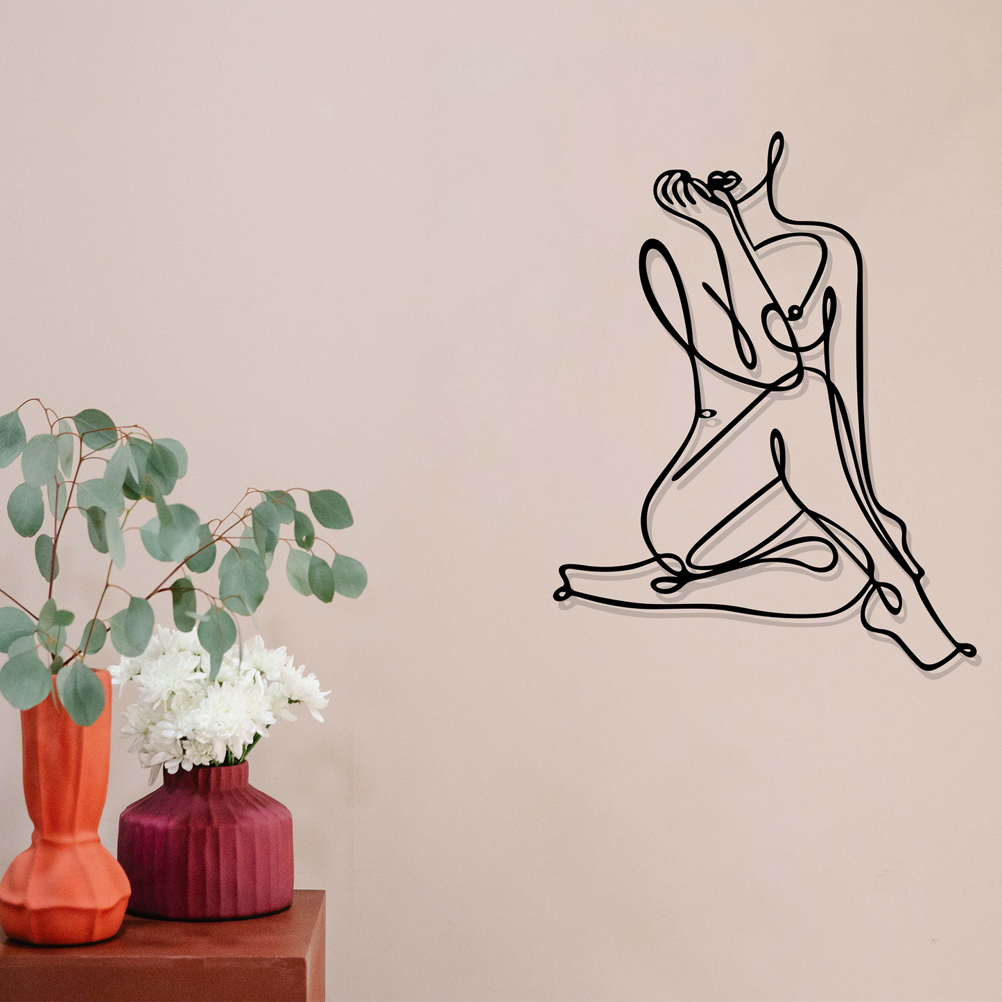 SITTING WOMAN, Μεταλλικό διακοσμητικό τοίχου